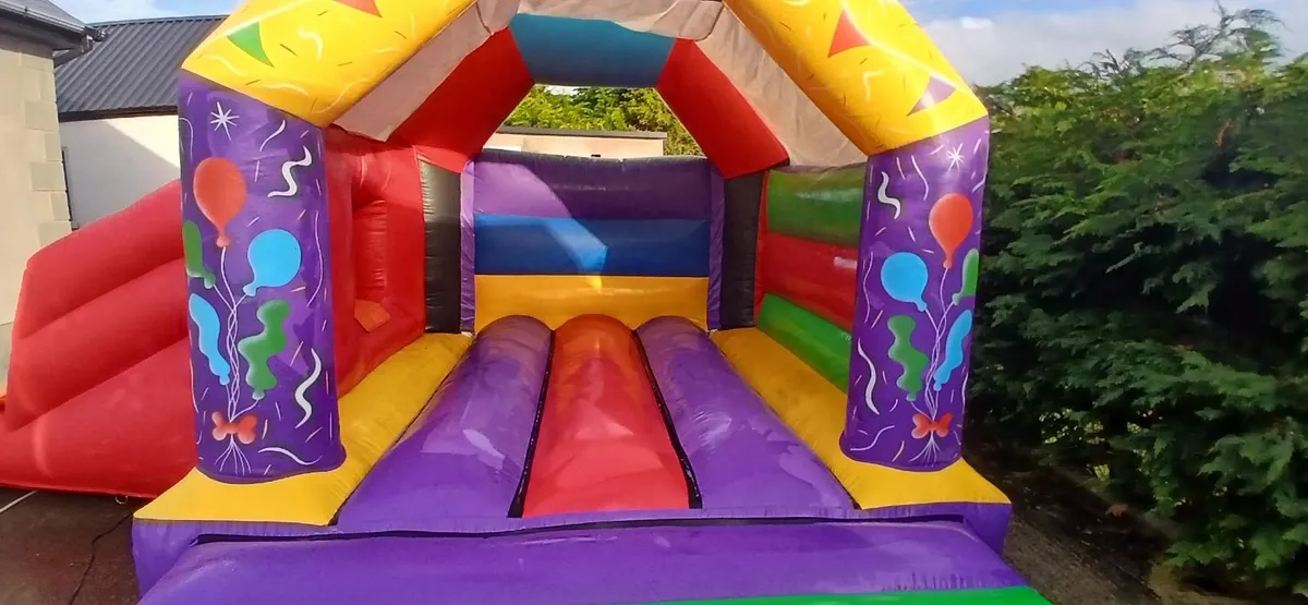 Bouncy castle - Image 4