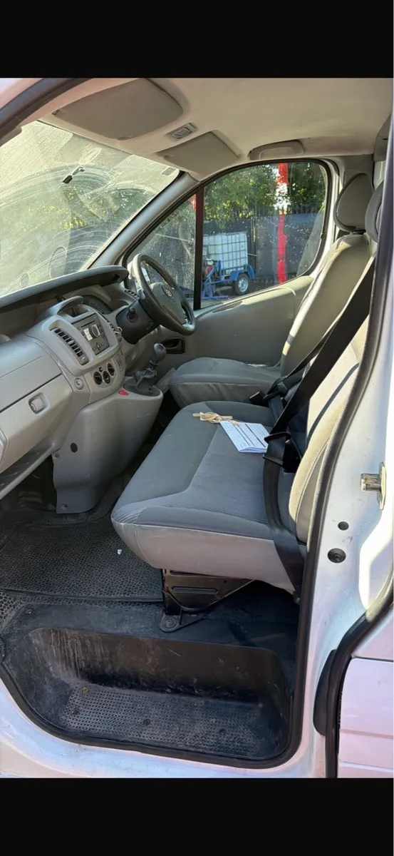 Opel vivaro - Image 4