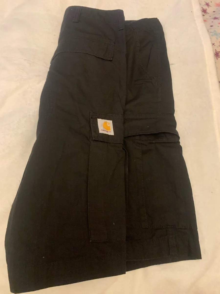 Carhartt short pants  w 32 new - Image 3