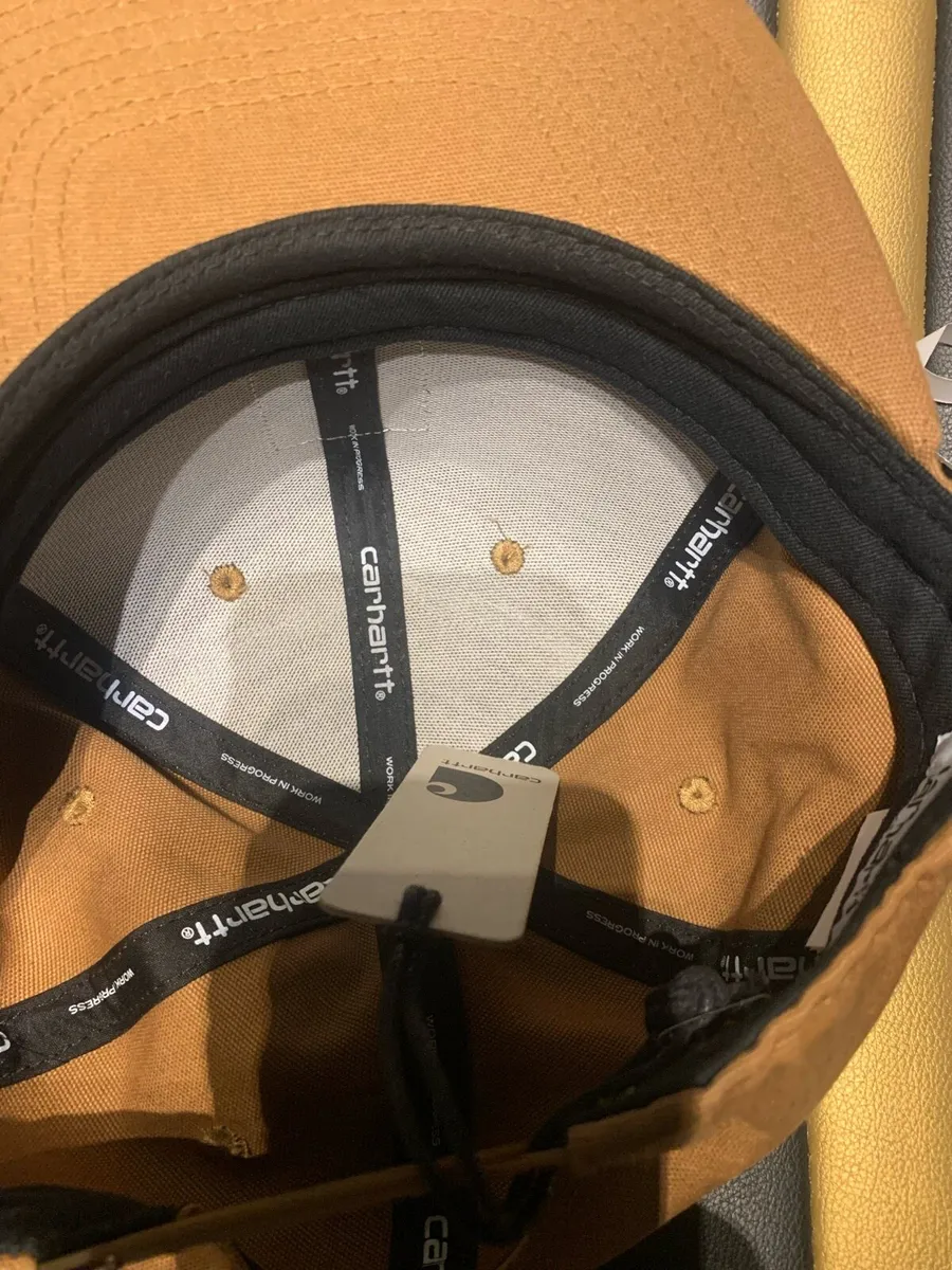 Carhartt hat new - Image 2