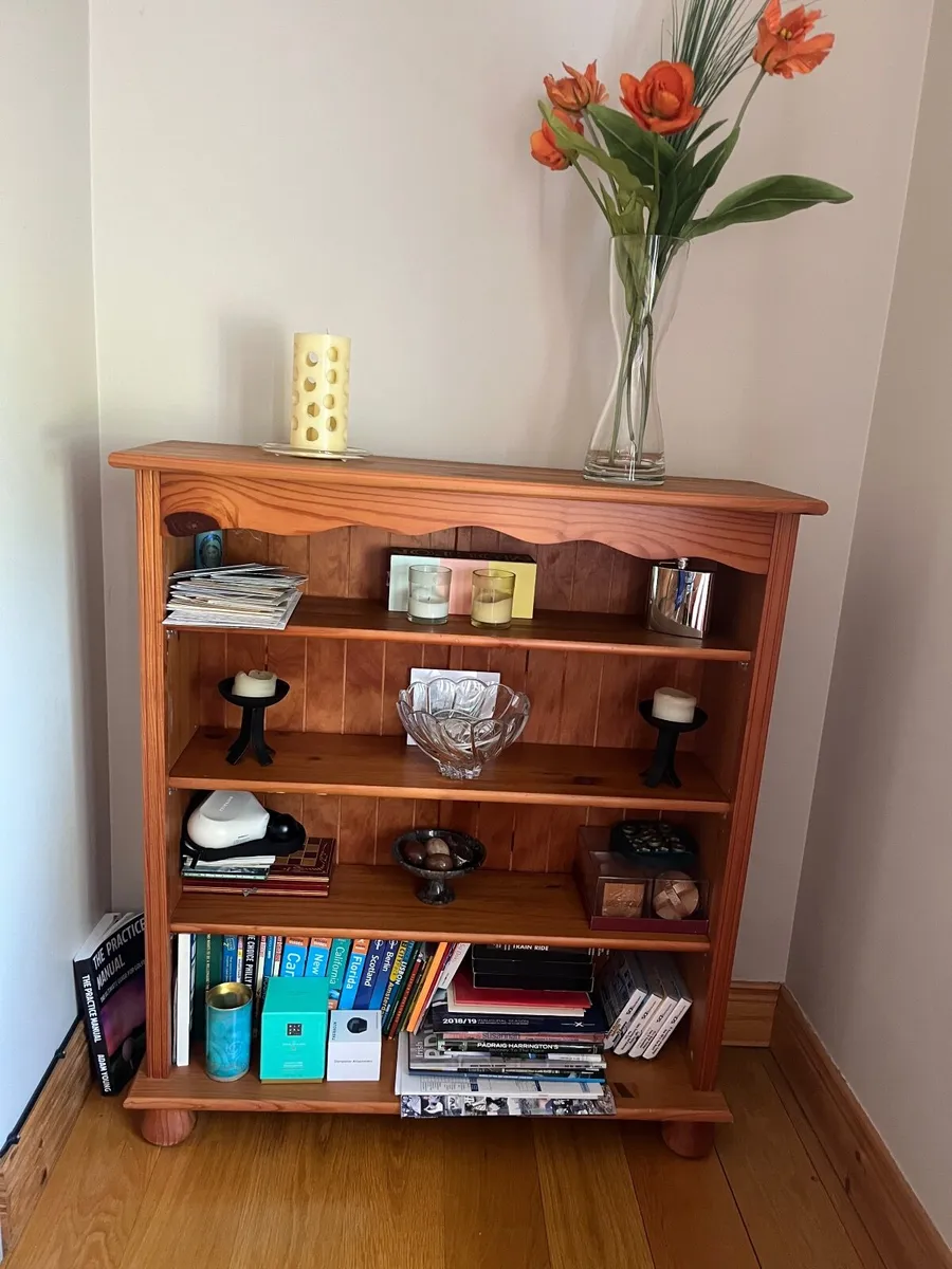 Book Shelf - Image 4