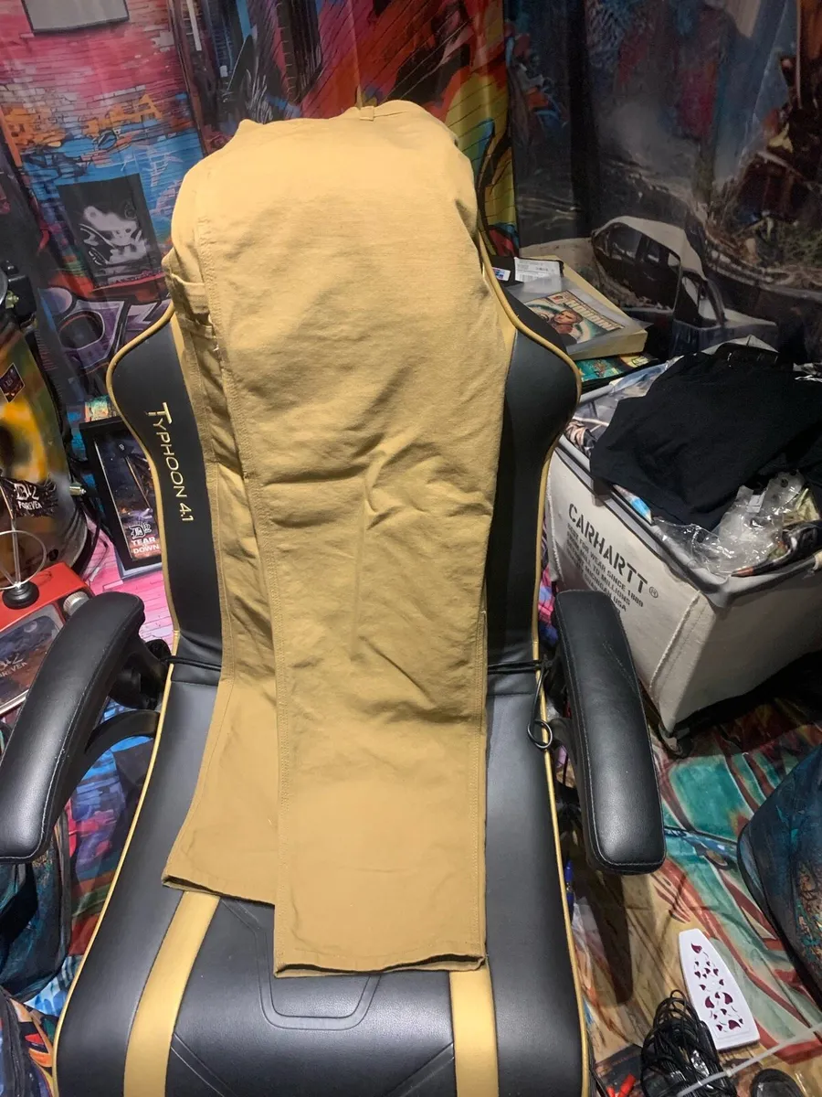 Carhart pants new  w 34 - Image 2