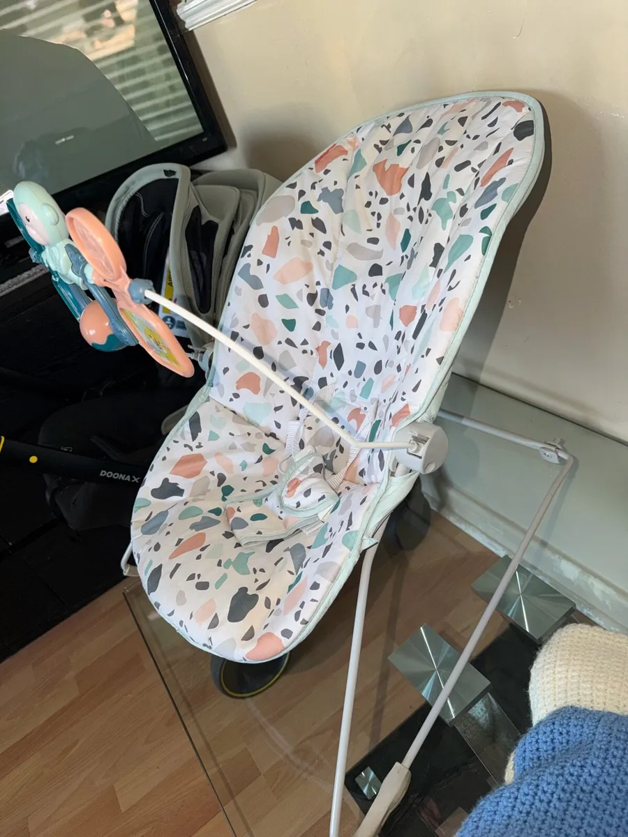 Fisherprice Bouncer - Image 3