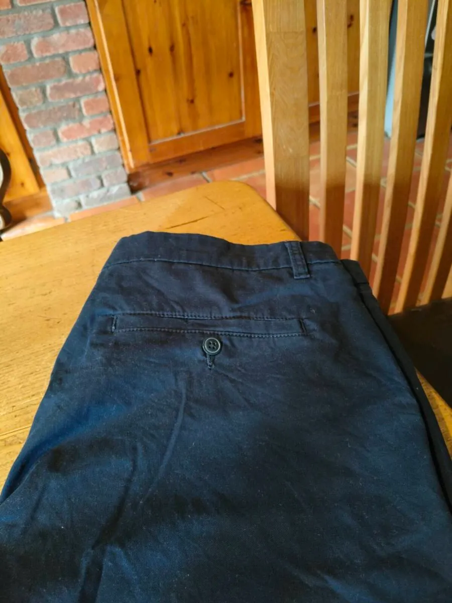 Mens Navy Dunne Stores Trousers. Waist 38" leg 29" - Image 2