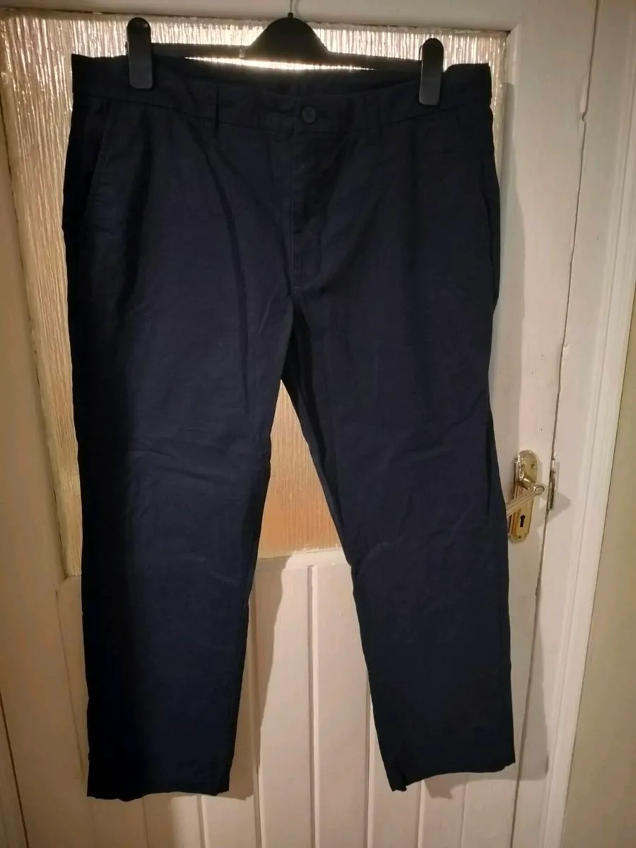 Mens Navy Dunne Stores Trousers. Waist 38" leg 29" - Image 3