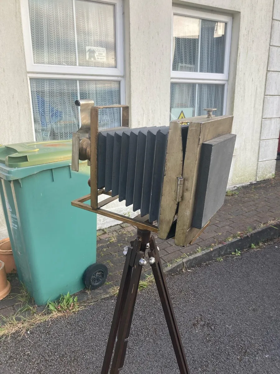 Victorian camera - Image 3