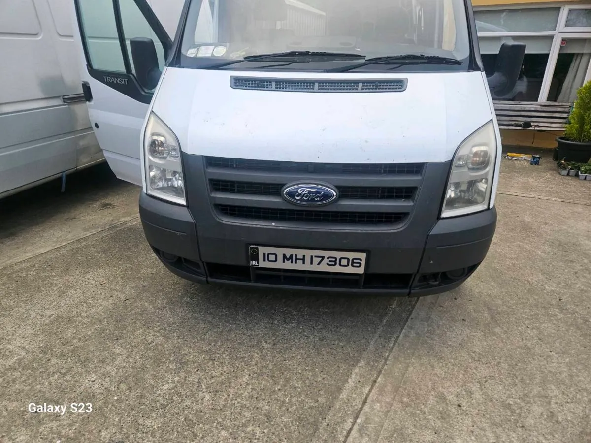 Ford transit 2010 - Image 1