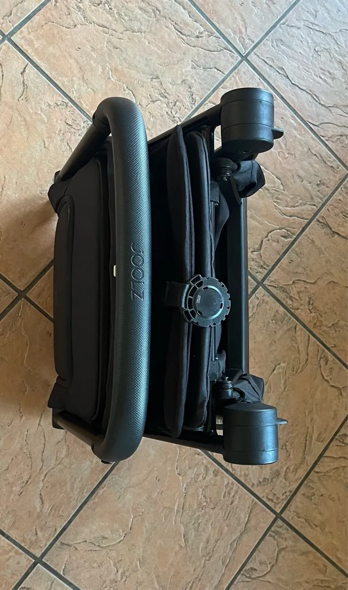 Stroller - Image 3
