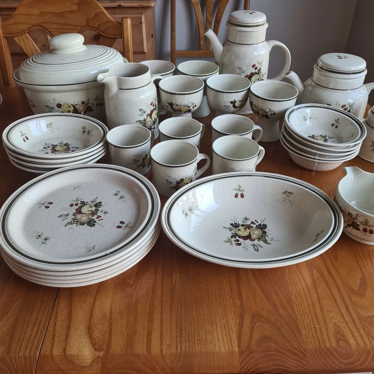 Royal Dalton Delph set - Image 3