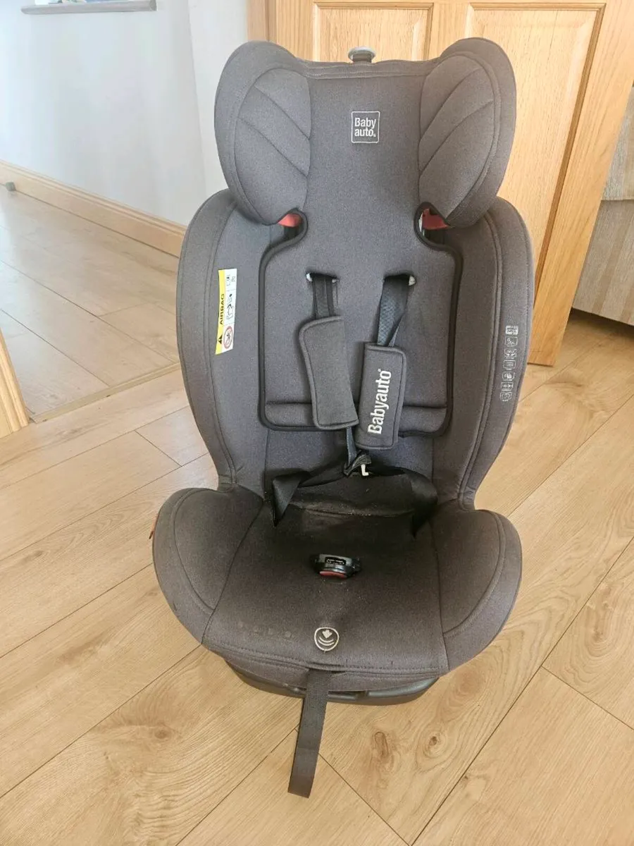Car seat - Image 2