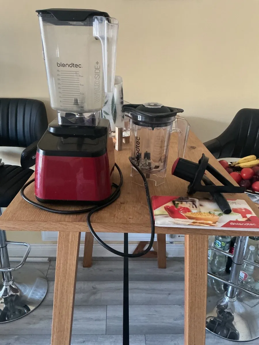 Blendtec. Hugh end Blender - Image 1