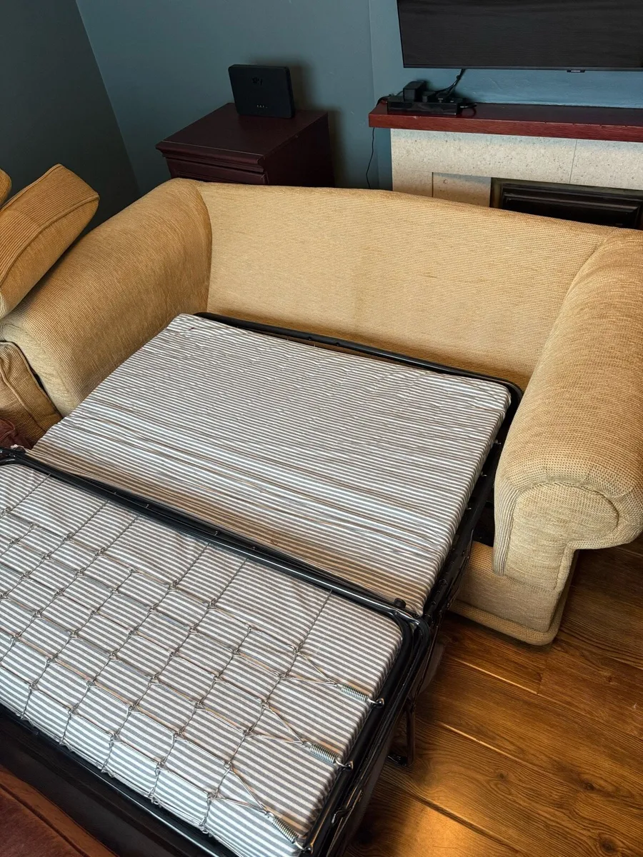 Couch for free - Image 2