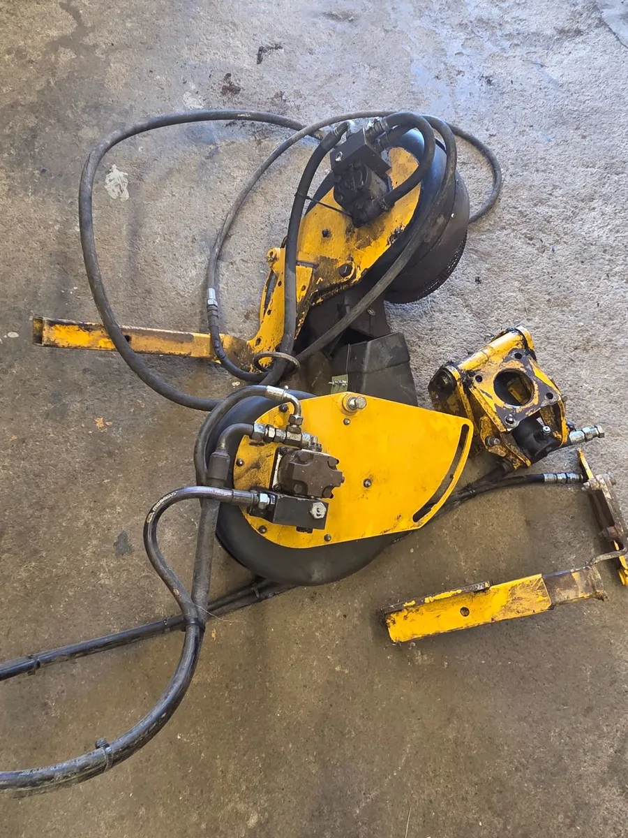 Debris blower - Image 2
