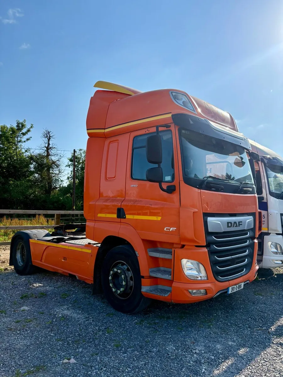DAF cf - Image 1