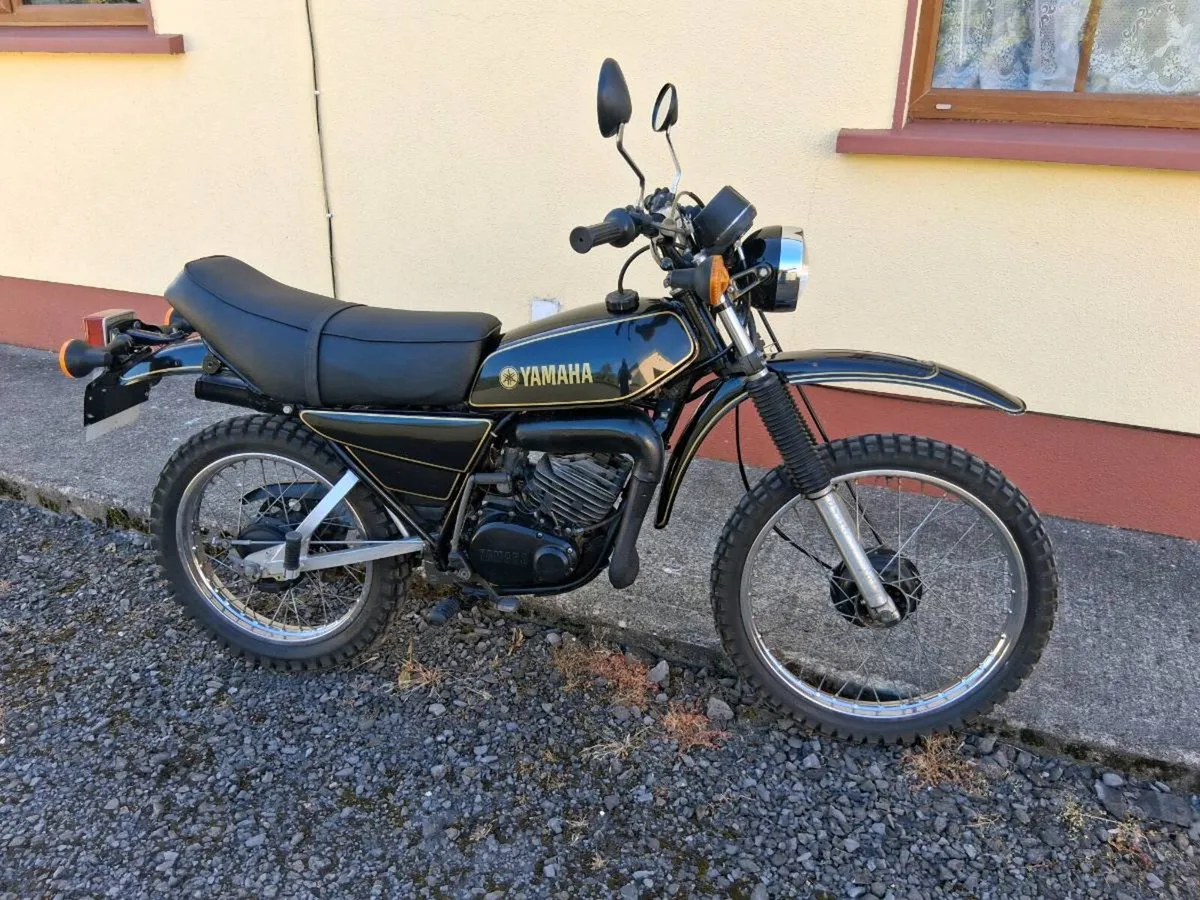 1982 Yamaha DT 175 - Image 2