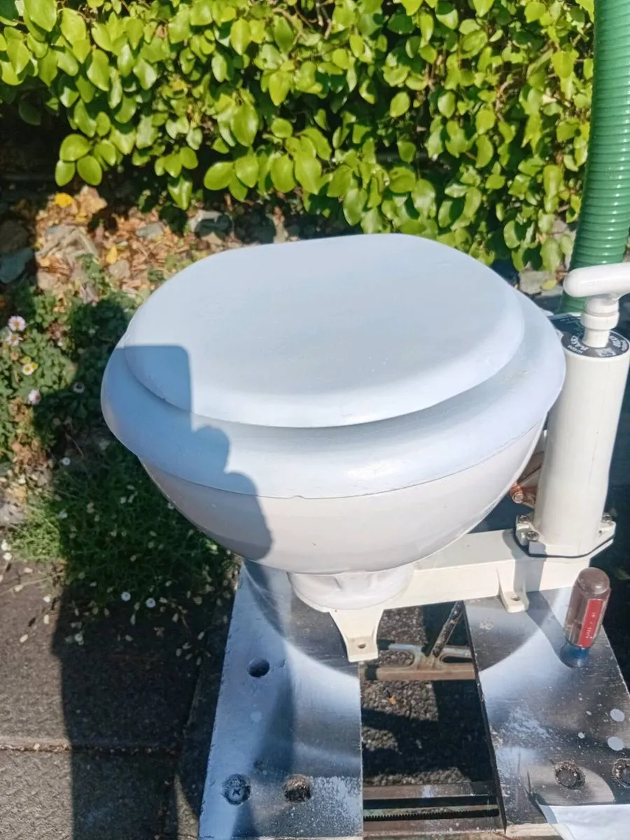 Yacht sea head(toilet) - Image 2