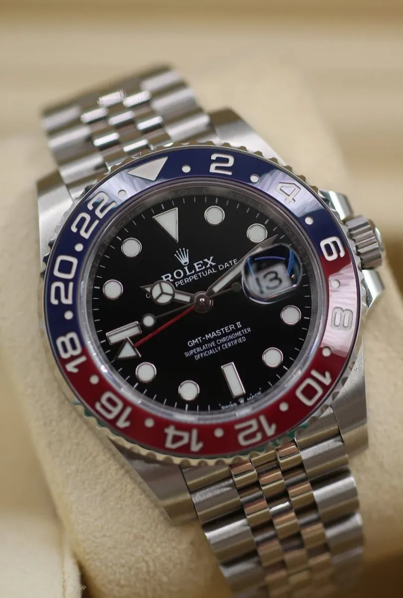 Rolex GMT Master II Pepsi - Image 1