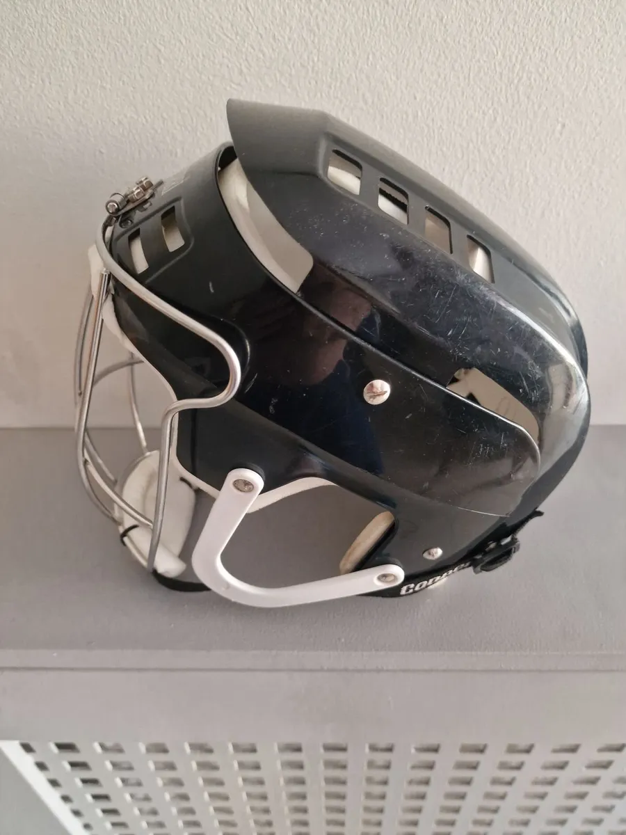 Oldstyle Azzurri Hurling Helmet - Image 4