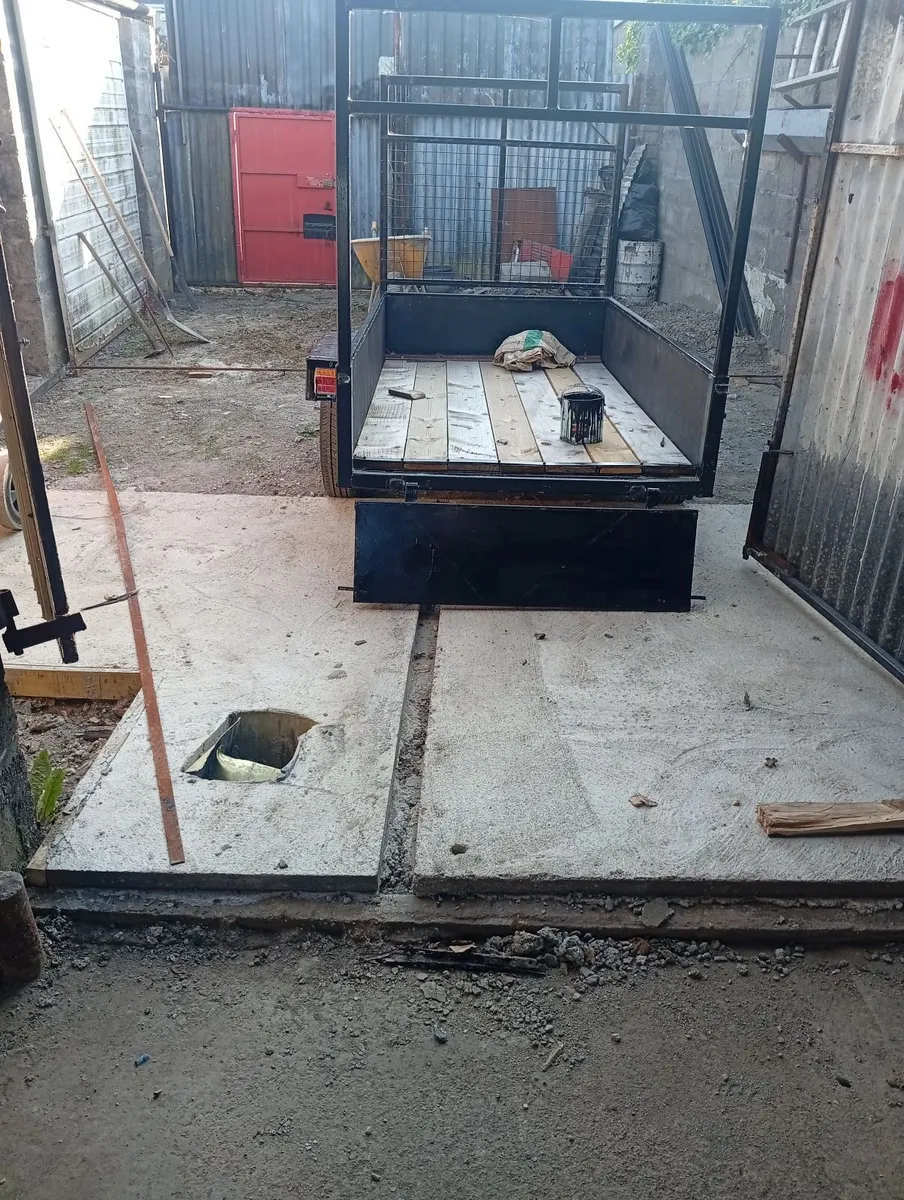Trailer - Image 2