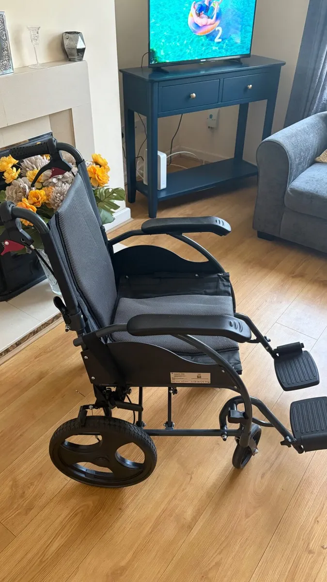 Wheelchair - Image 3