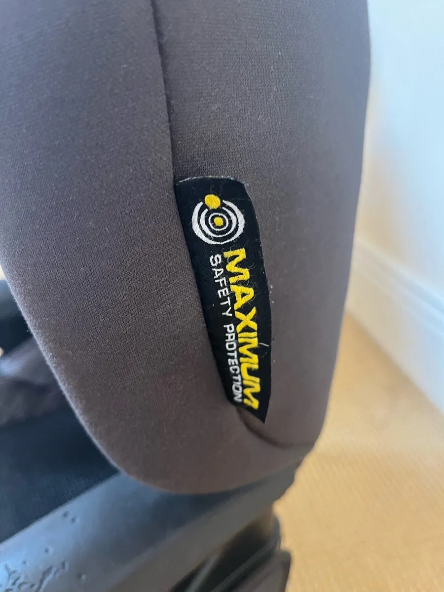 Graco Car Seat - Image 3