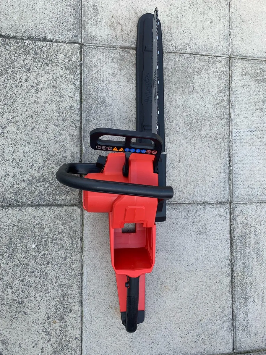Battery chainsaw - Image 4