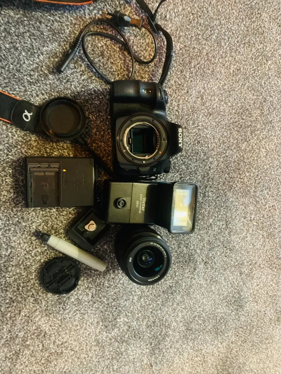 Sony Alpha A58 DSLR Camera Bundle – Excellent Cond - Image 4