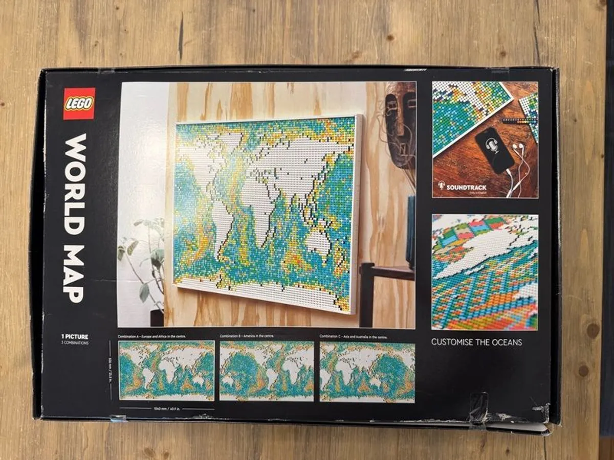 Lego 31203 World Map - Image 2