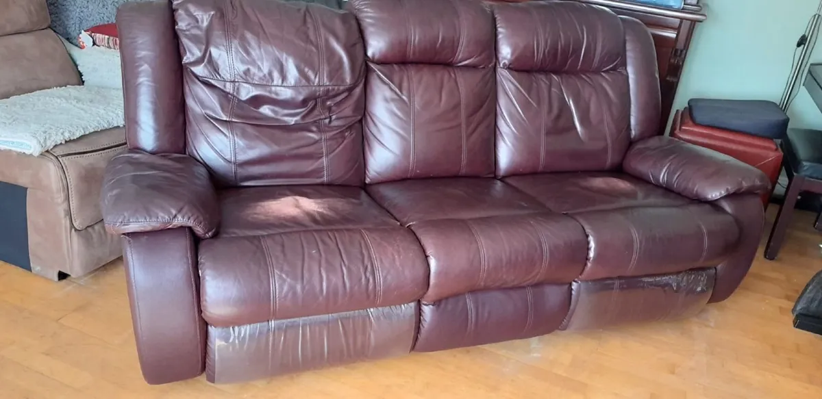 3 Seater Couch - Image 2