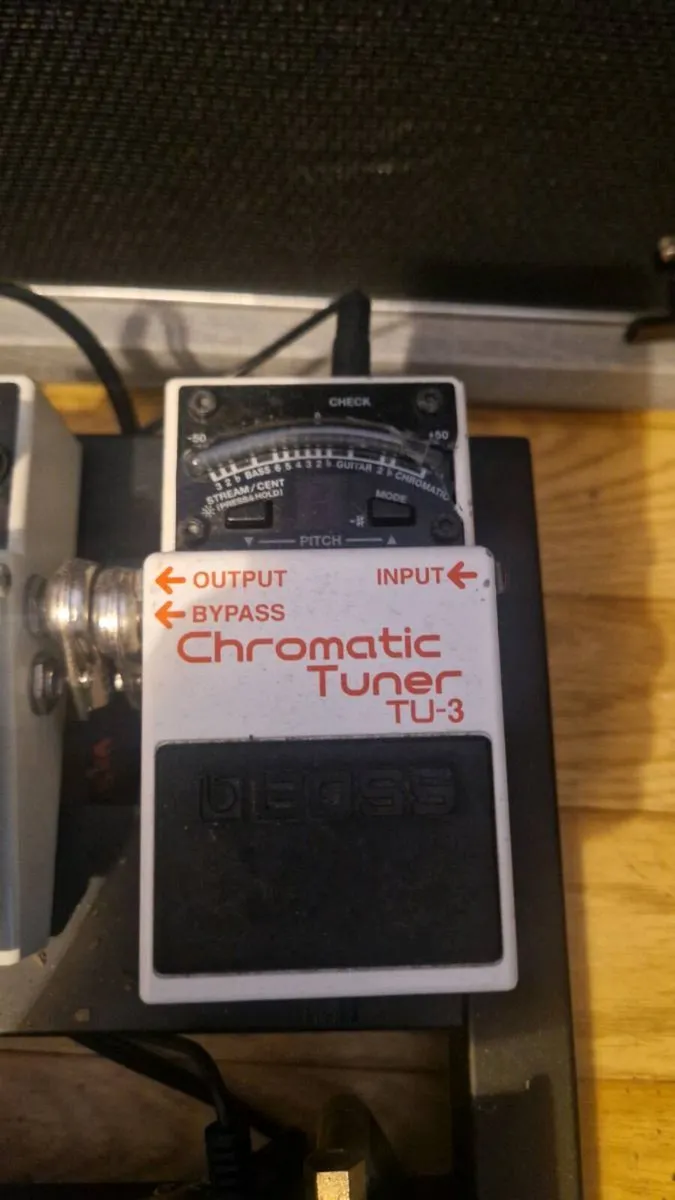 Boss TU3 tuner