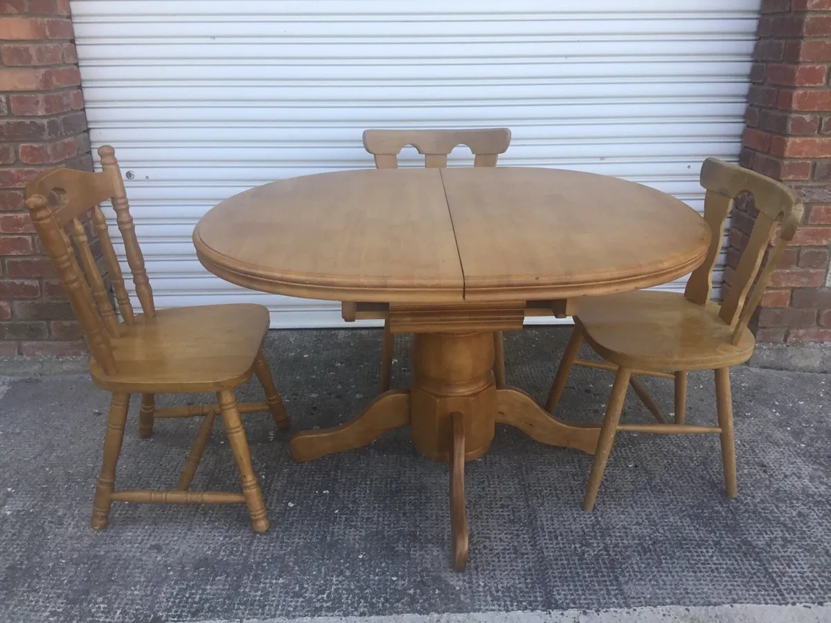 Kitchen Table and 3 chairs - Image 1