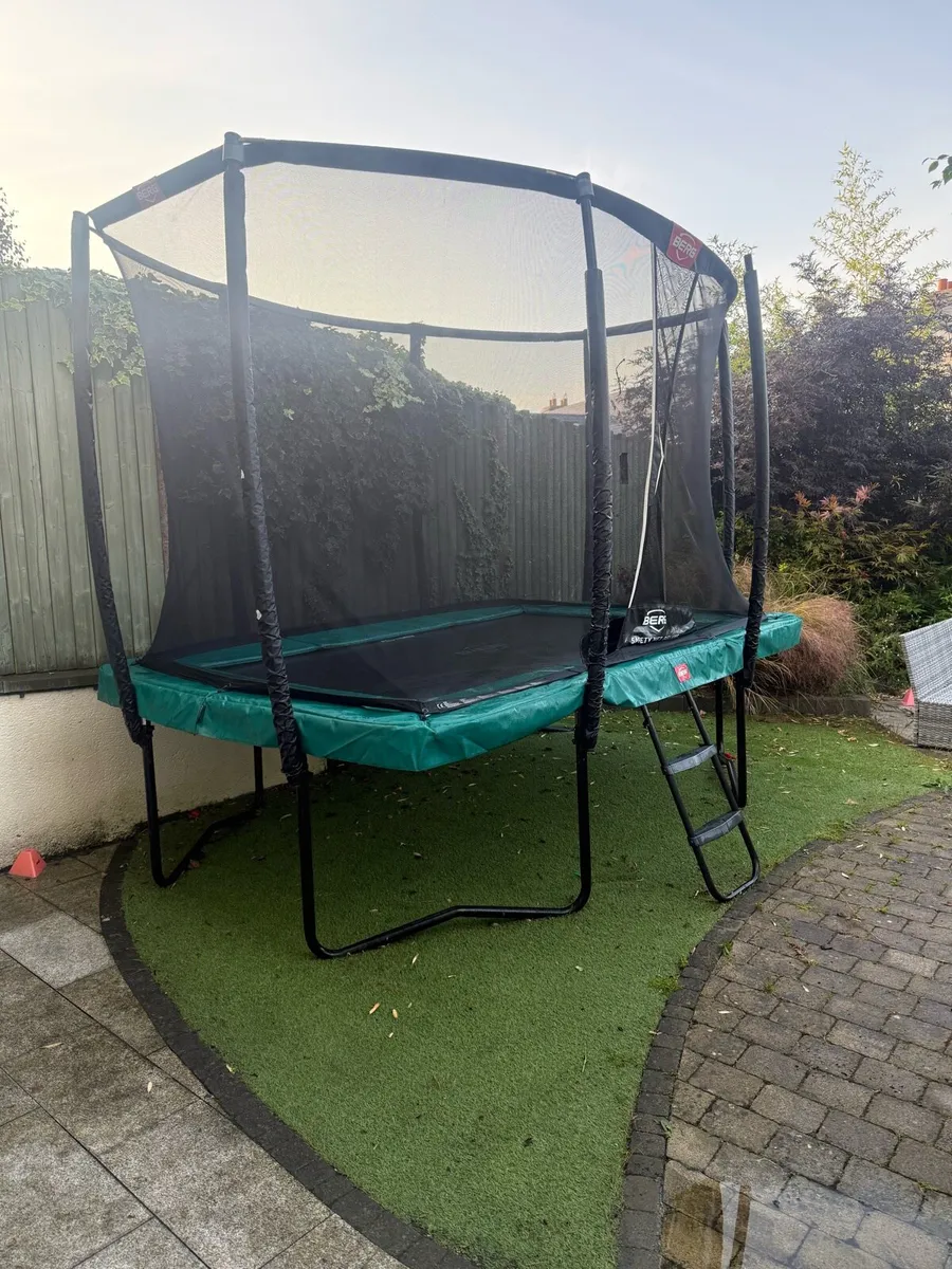 Trampoline - Image 1