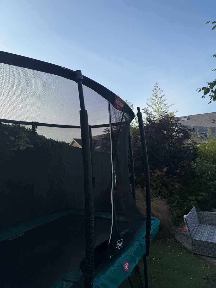 Trampoline - Image 4