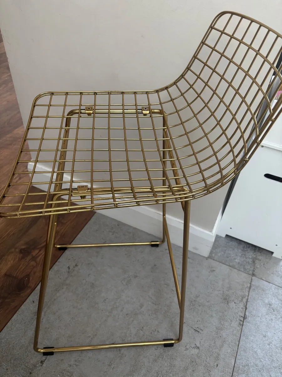 3 Aril & the Bear Counter chairs - Image 2
