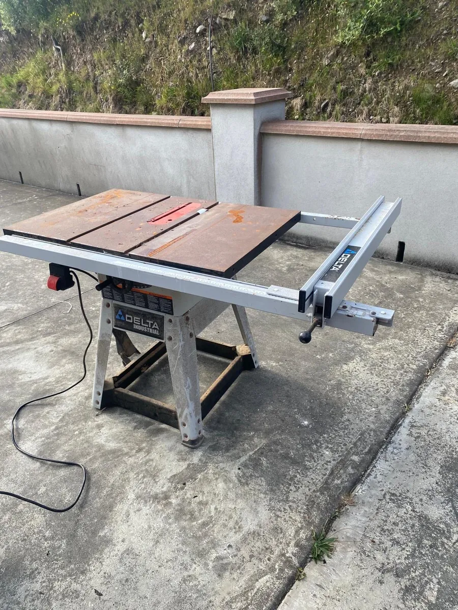 Table saw - Image 2