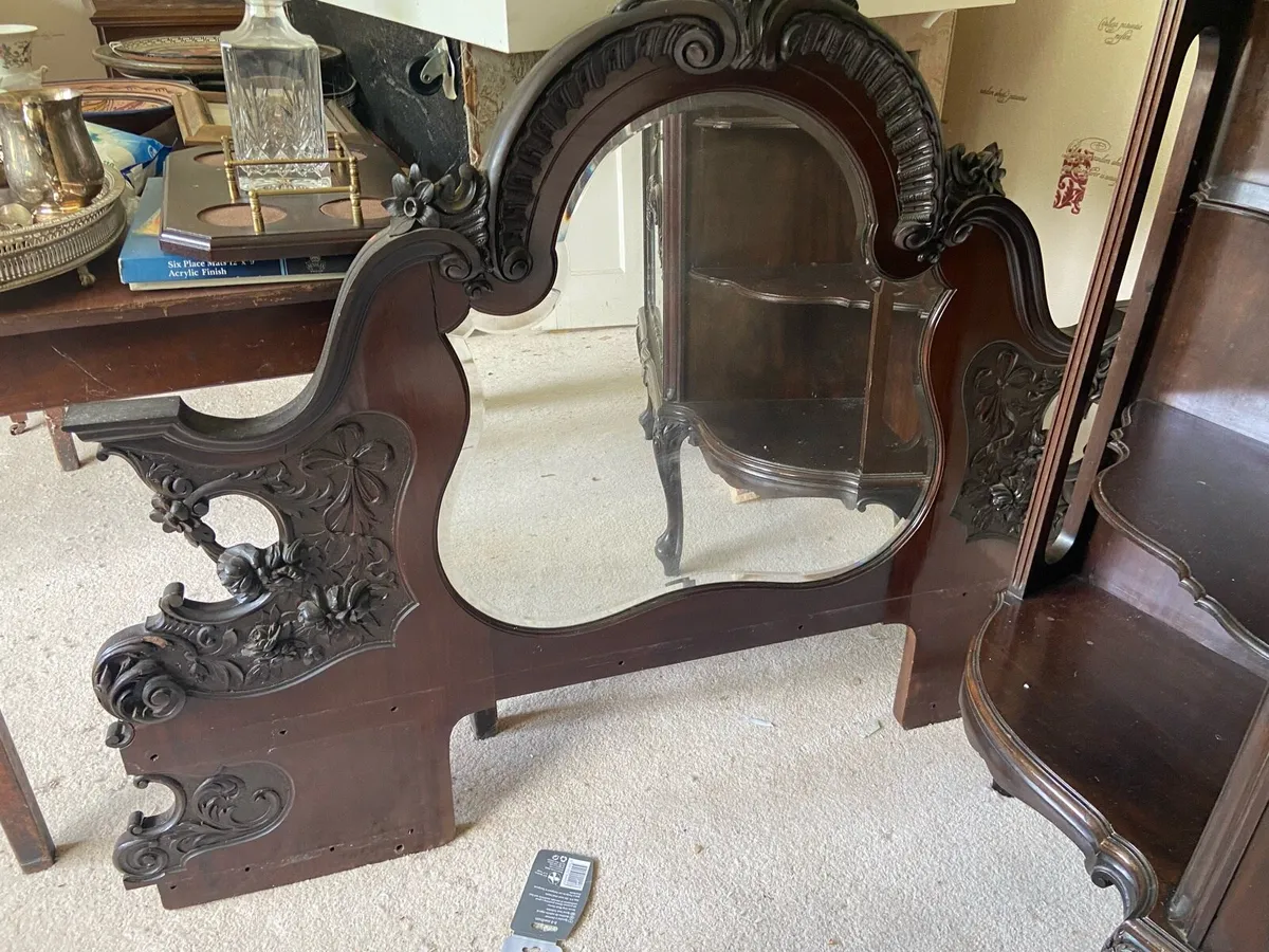 Victorian Carved Mahogany Display Cabinet - Image 2