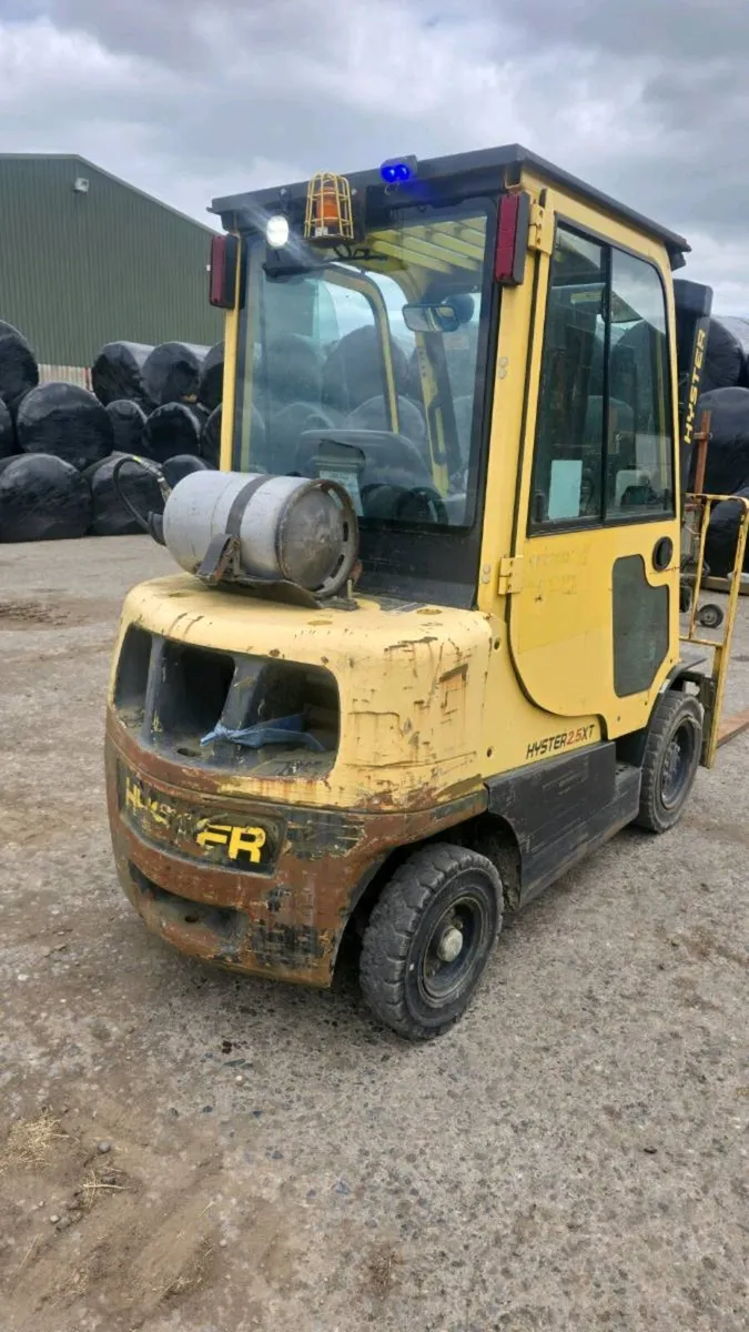 2020 Hyster 2.5xt gas forklift - Image 1