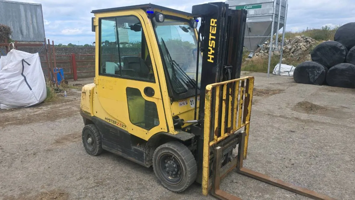 2020 Hyster 2.5xt gas forklift - Image 2