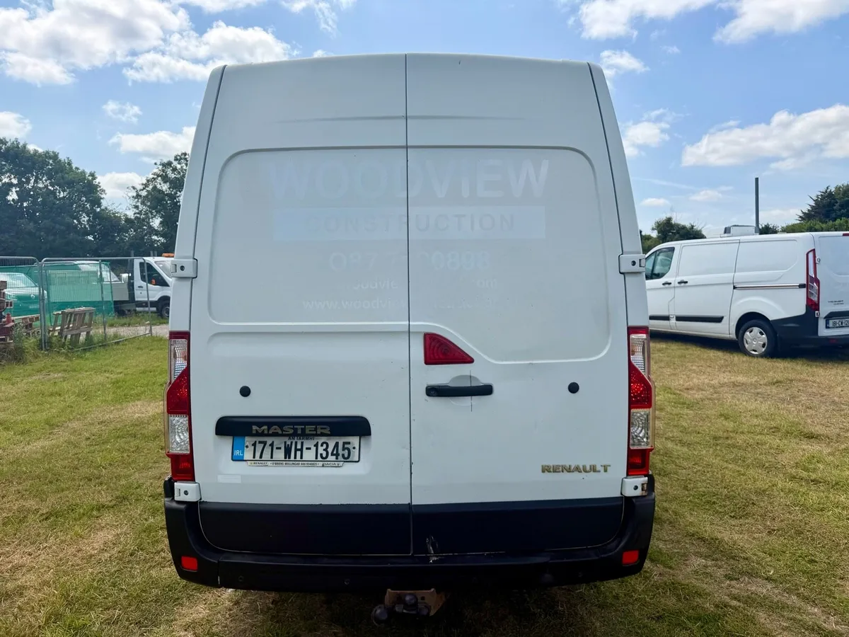 2017 Renault master LWB 2.3 - Image 4