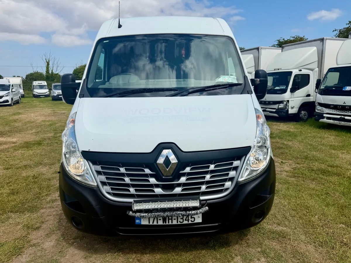 2017 Renault master LWB 2.3 - Image 3