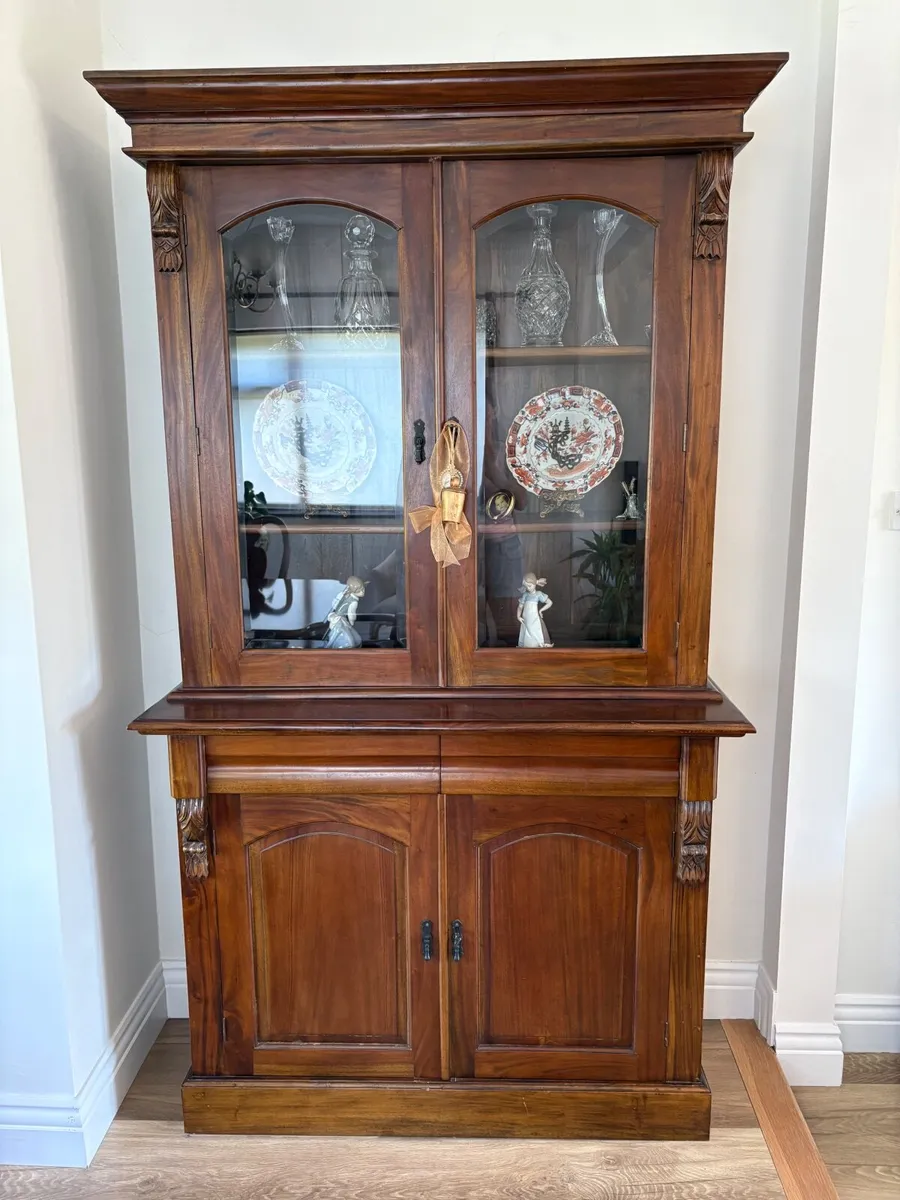 Sideboard - Image 1