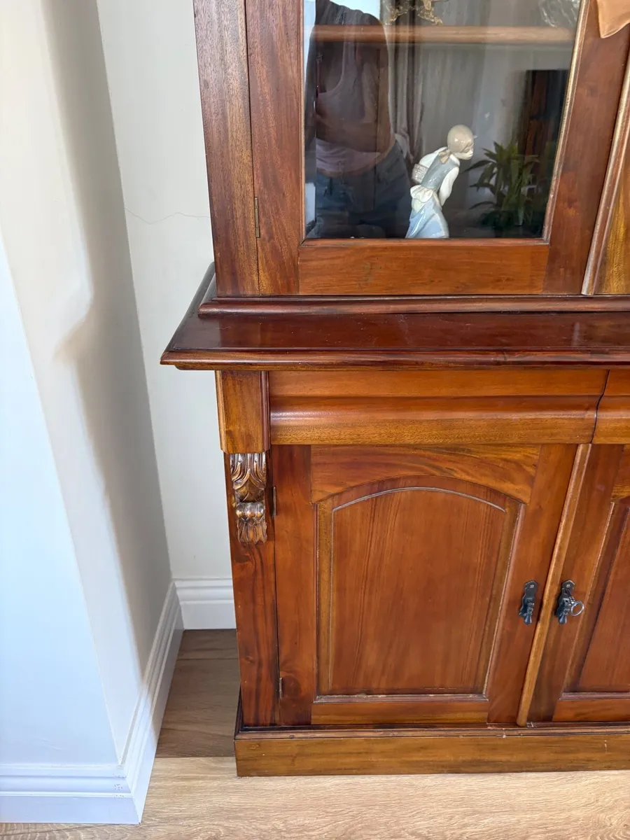 Sideboard - Image 3