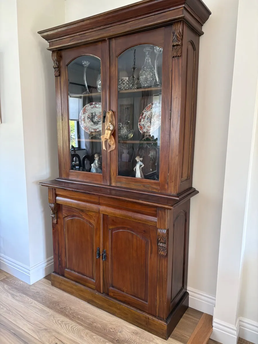Sideboard - Image 2