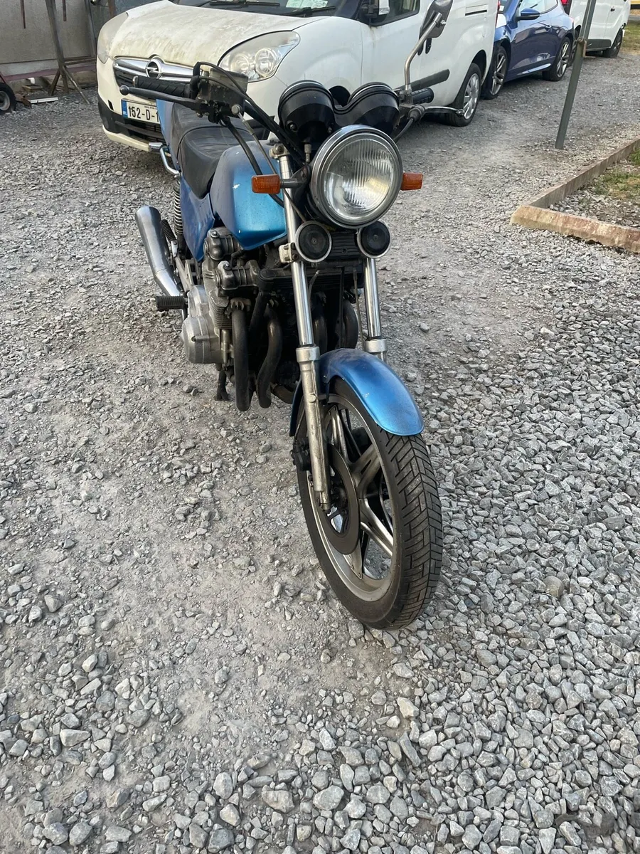 Honda CB 900F - Image 1
