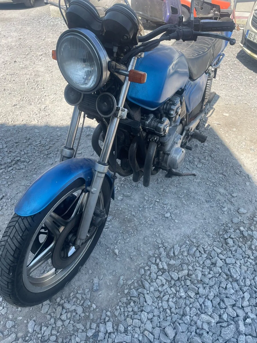 Honda CB 900F - Image 2