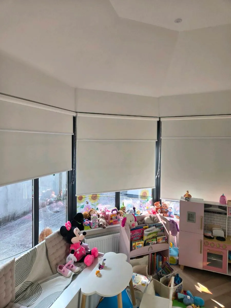 Custom Conservatory / Sunroom Roller Blinds - Dual - Image 3