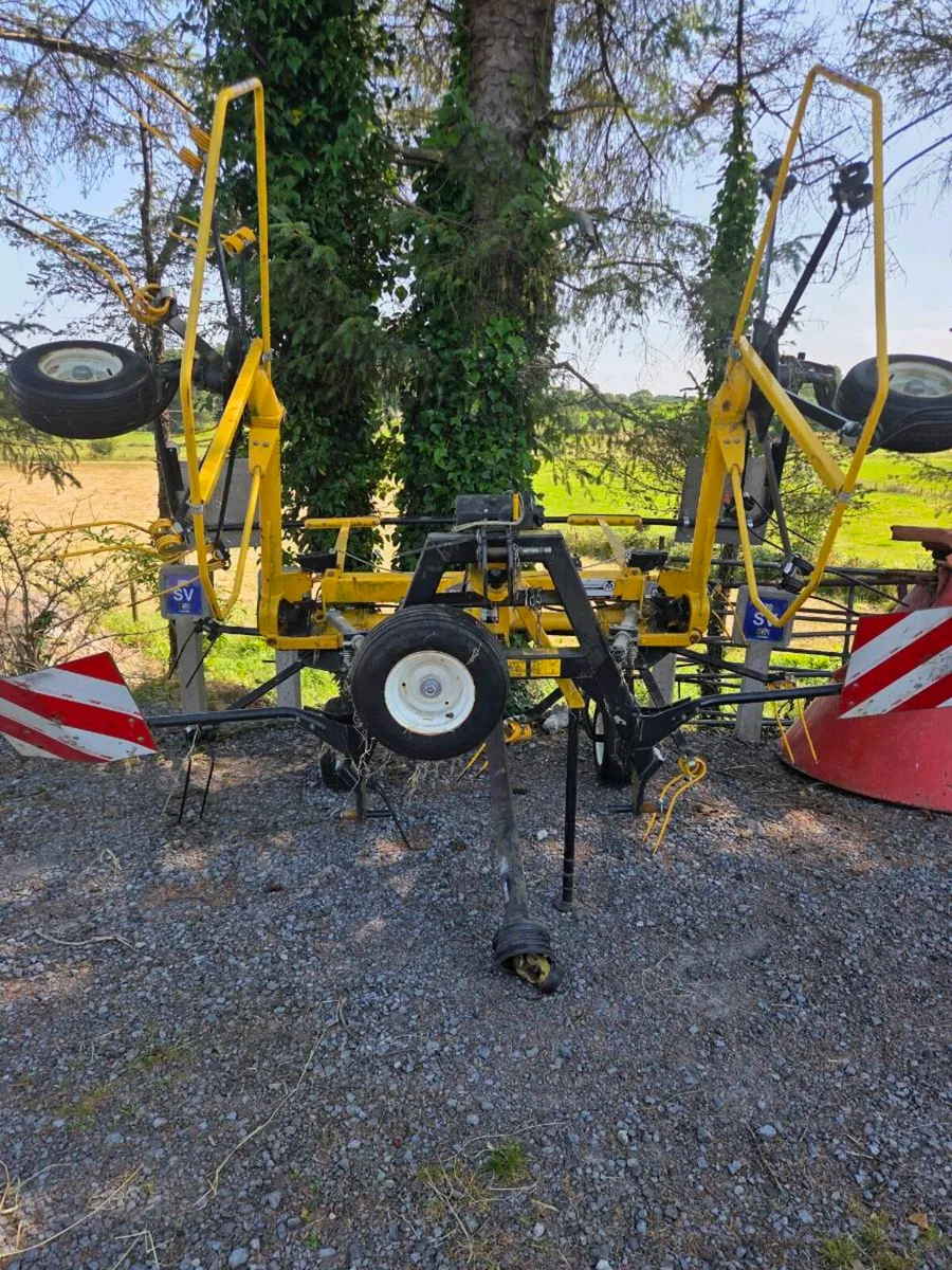 New Holland Tedder - Image 2