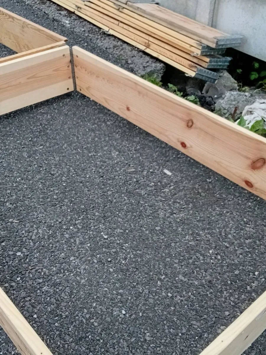 Veg and flowers planters - Image 2