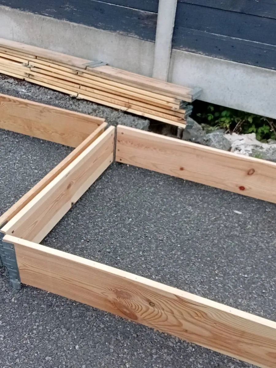Veg and flowers planters - Image 1