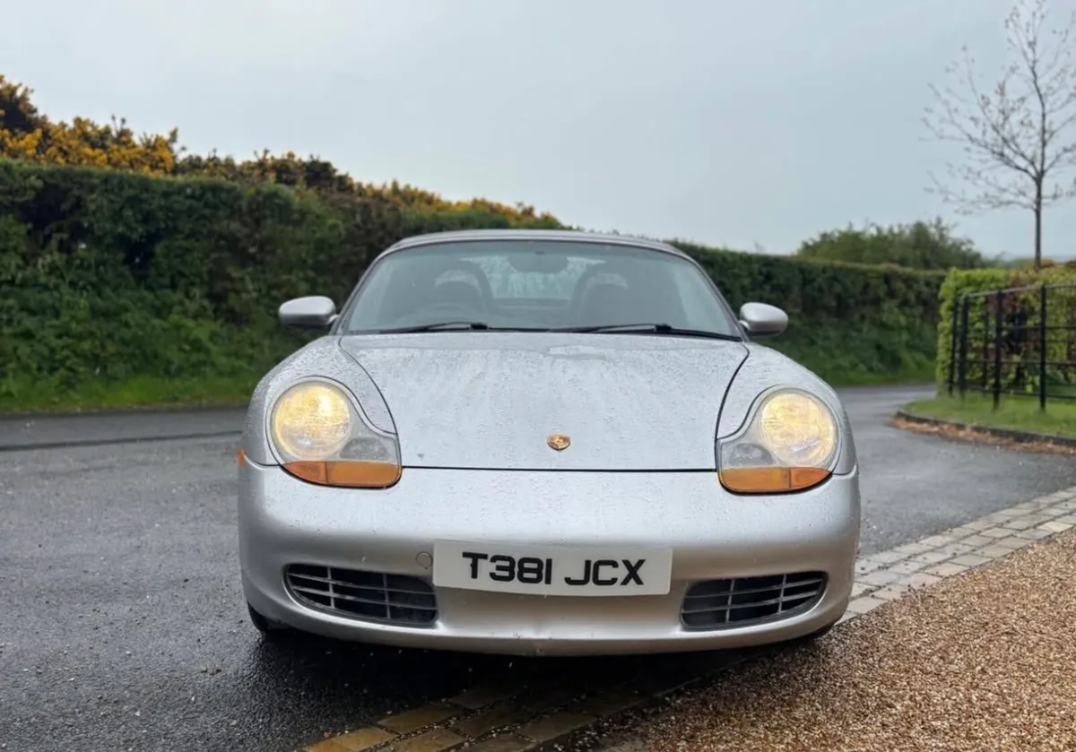 1999 Porsche Boxster 2.5 Manual Silver - Image 2